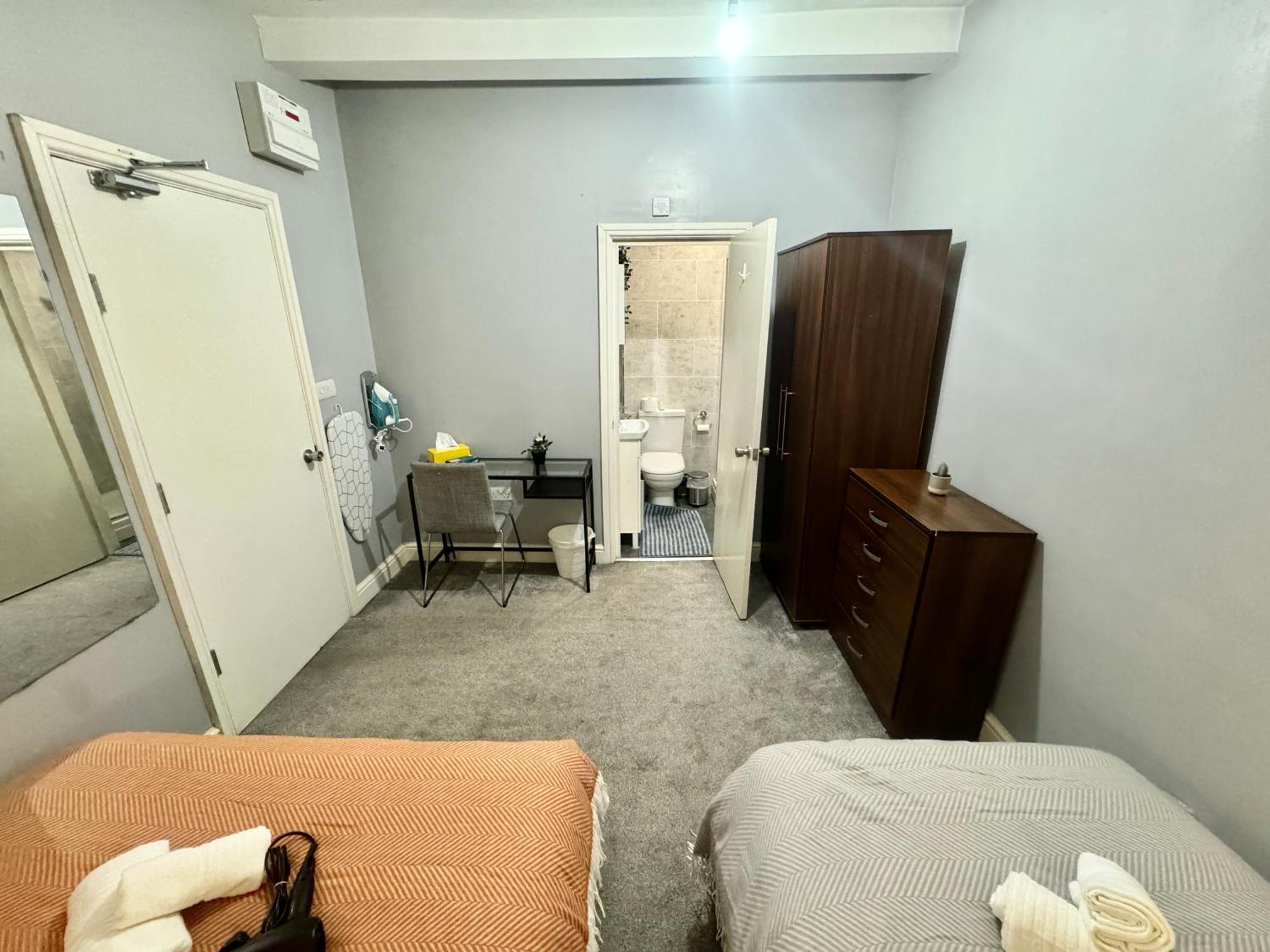 Modern En-Suite Rooms By Finsbury Park Station 8 Mins To King'S Cross By Tube Лондон Экстерьер фото