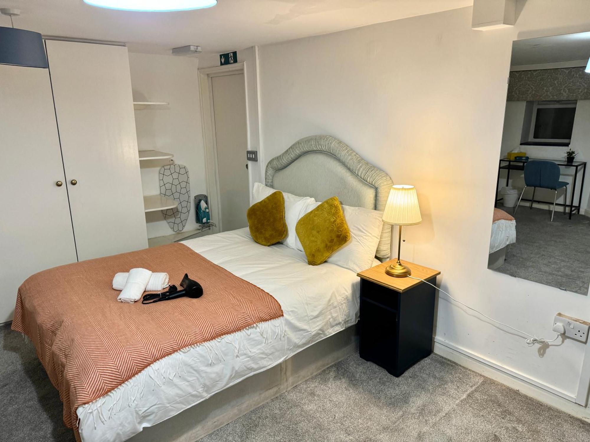 Modern En-Suite Rooms By Finsbury Park Station 8 Mins To King'S Cross By Tube Лондон Экстерьер фото
