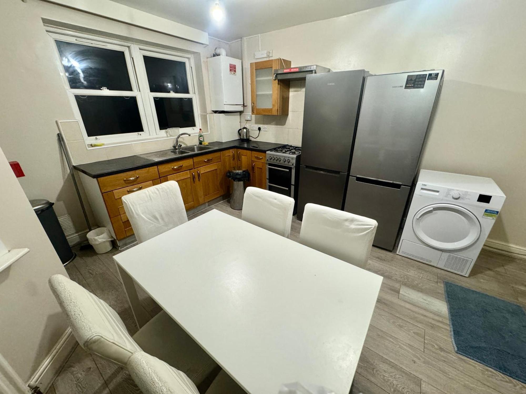 Modern En-Suite Rooms By Finsbury Park Station 8 Mins To King'S Cross By Tube Лондон Экстерьер фото